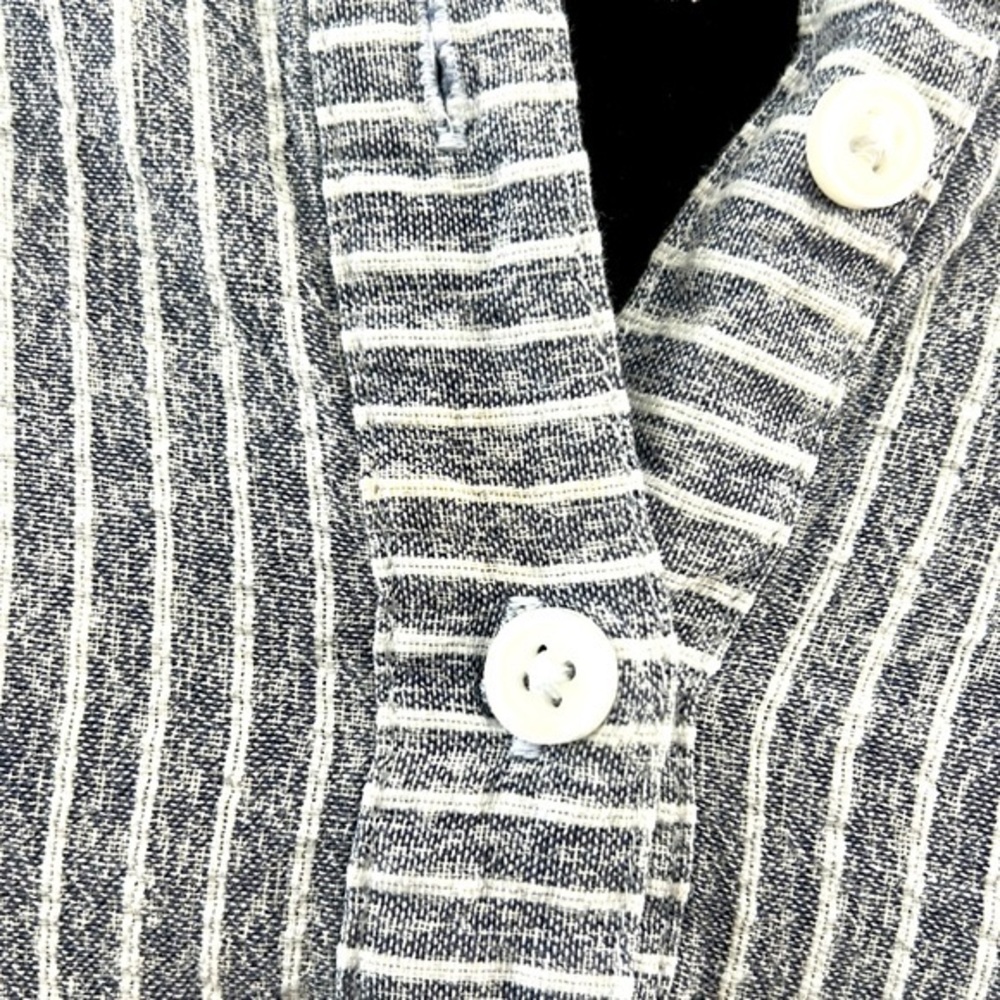 Universal Thread Striped Button-Up Top, Size XXL - Picture 9 of 10
